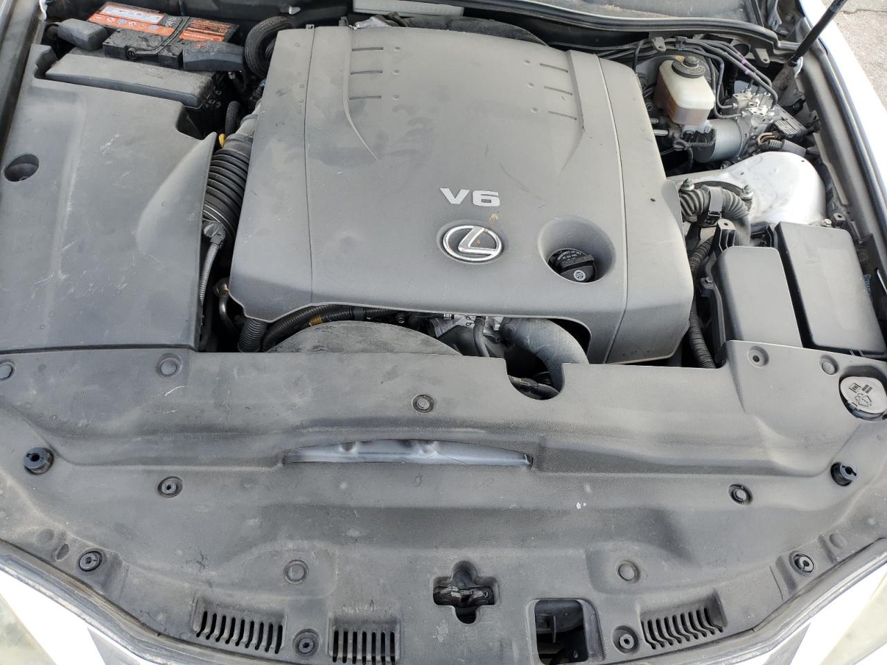 2009 Lexus IS - Image 11