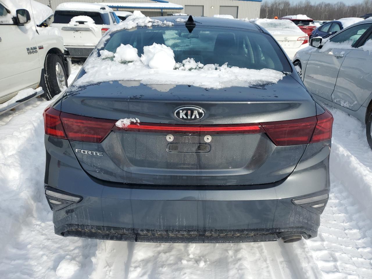 2020 Kia Forte - Image 6