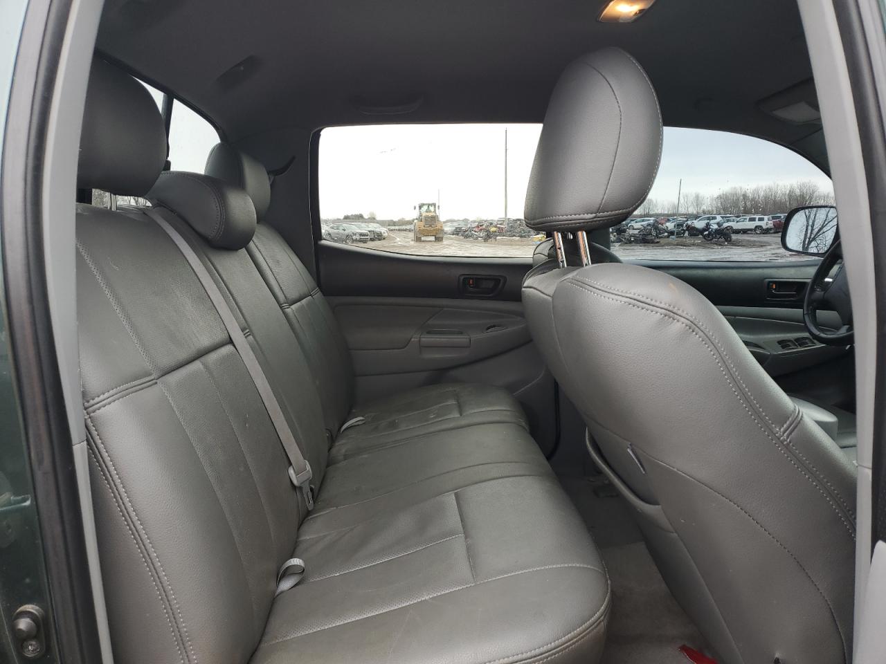 2011 Toyota Tacoma - Image 10