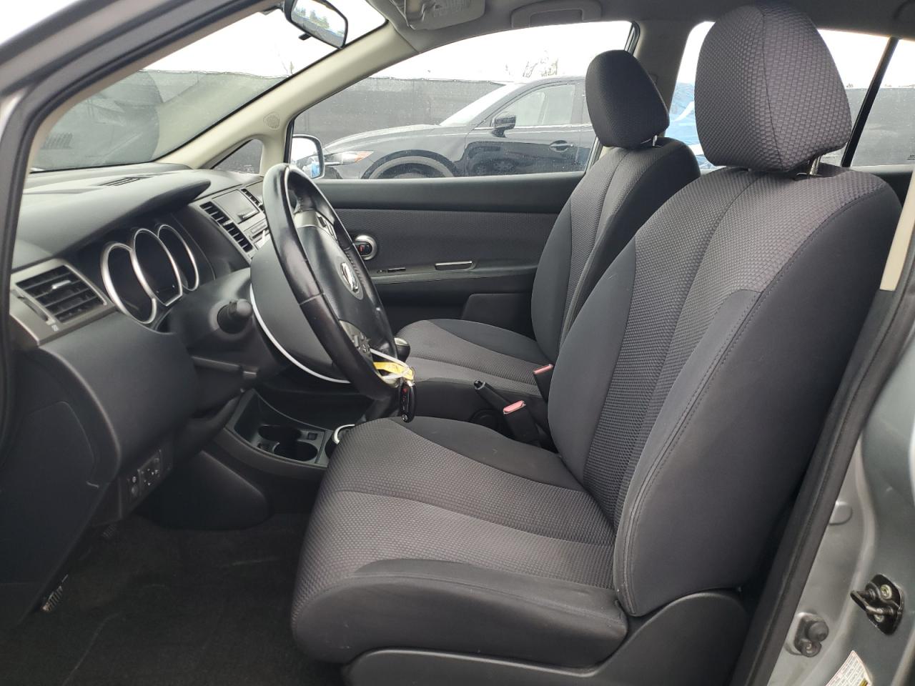 2007 Nissan Versa - Image 7