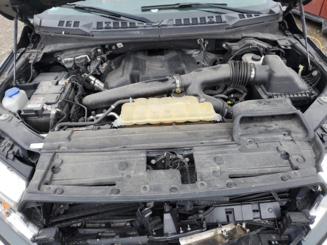 2018 Ford F-150 - Image 11