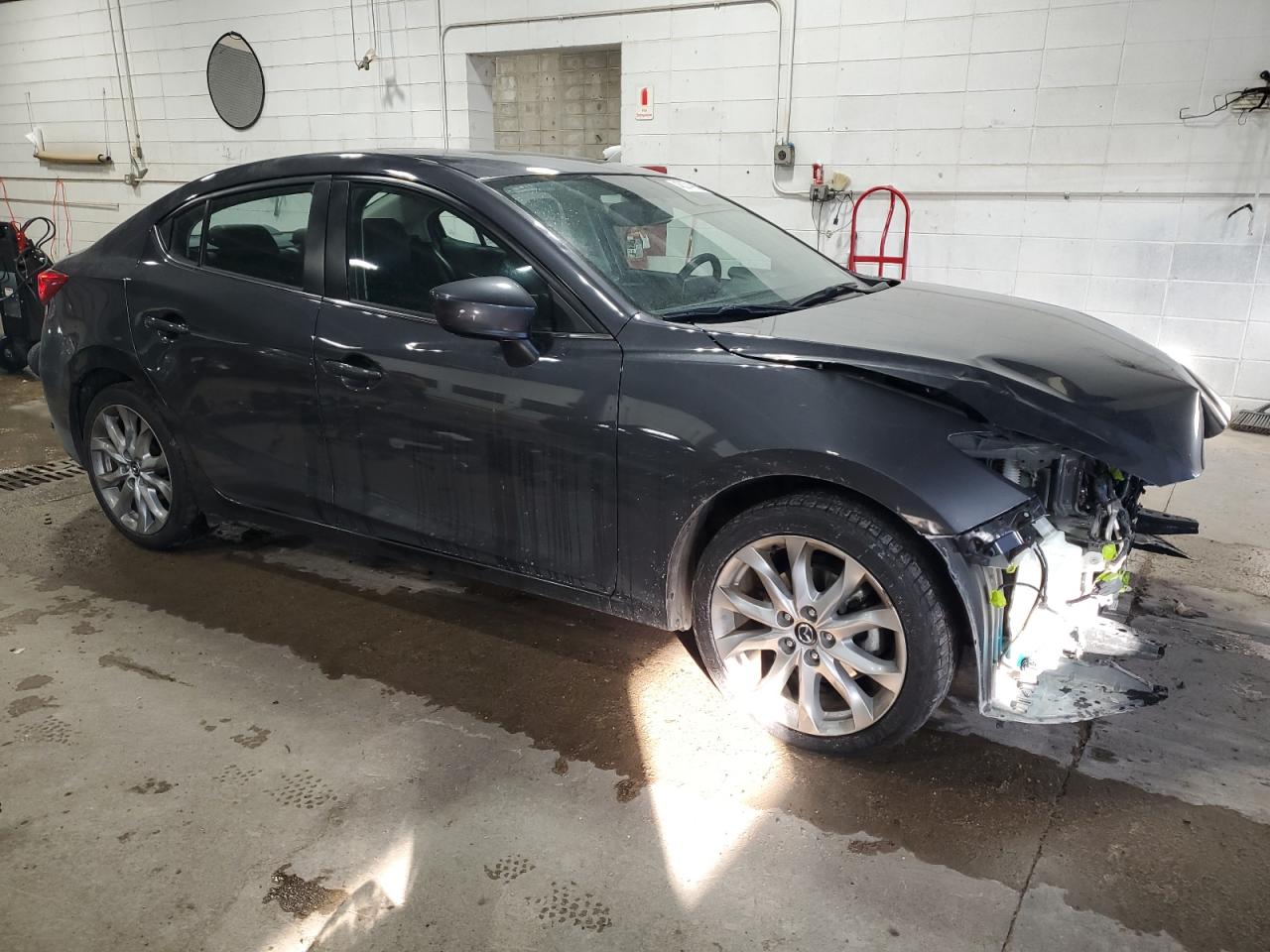 2016 Mazda 3 - Image 4