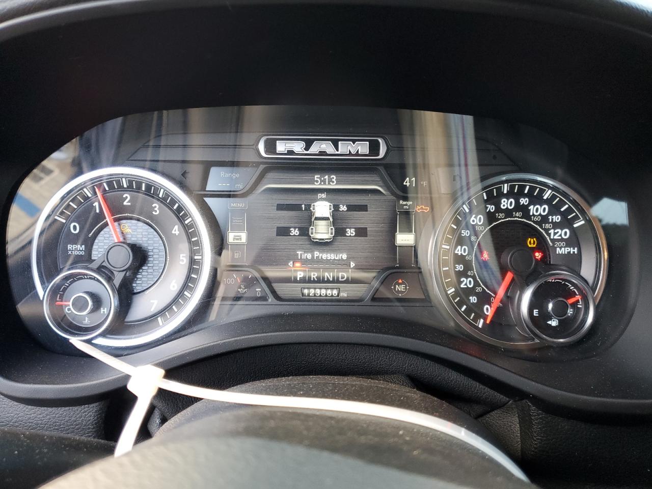 2019 RAM 1500 - Image 9