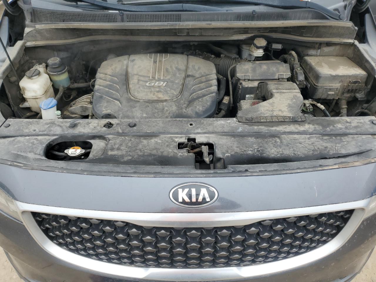 2015 Kia Sedona - Image 12