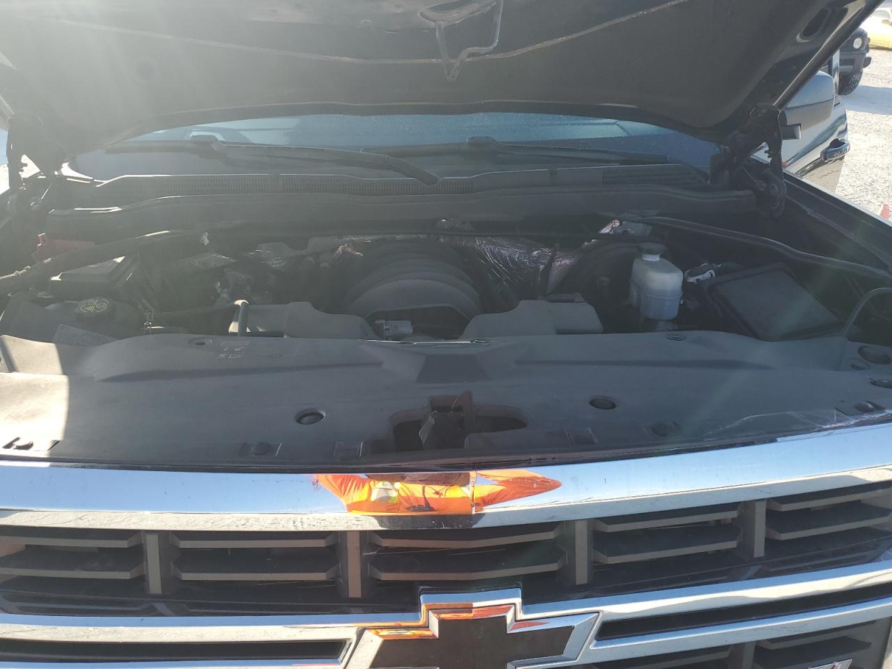 2015 Chevrolet Silverado - Image 12