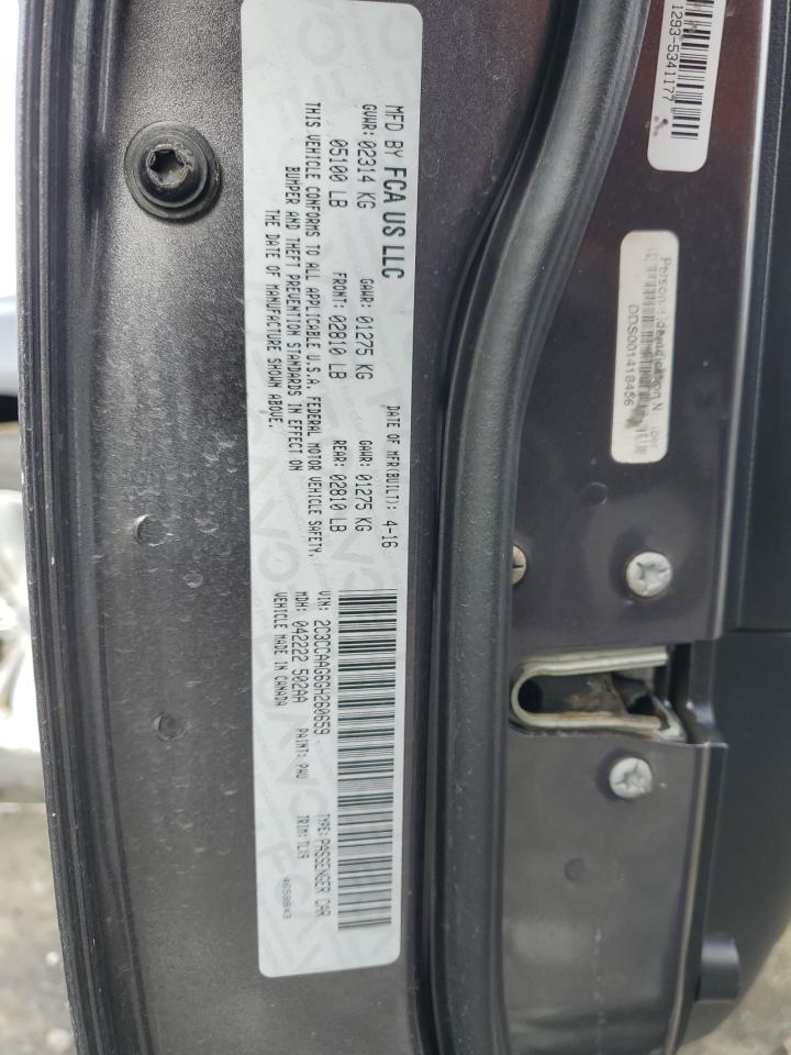 2016 Chrysler 300 - Image 13