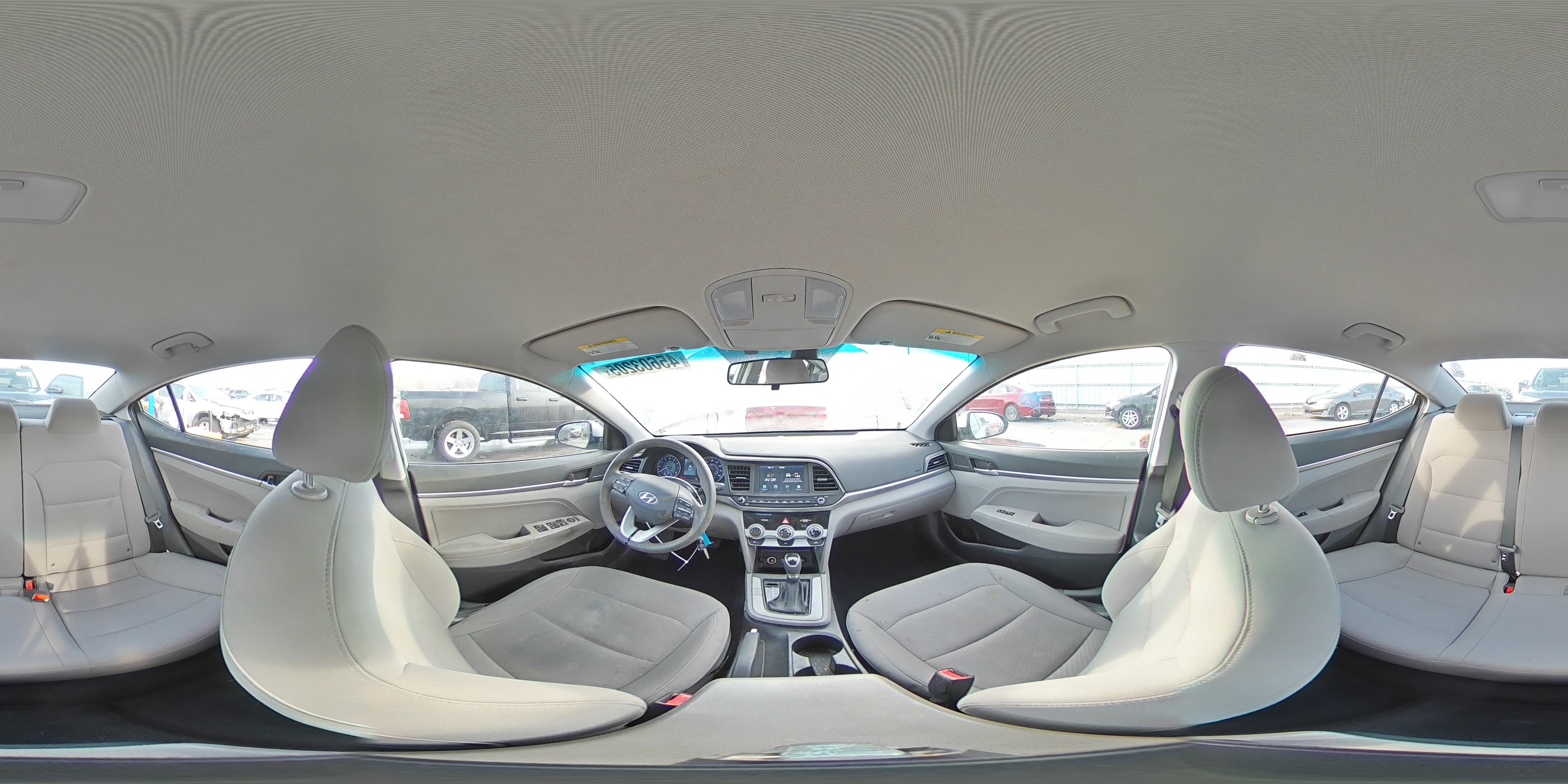 2019 Hyundai Elantra - Image 14