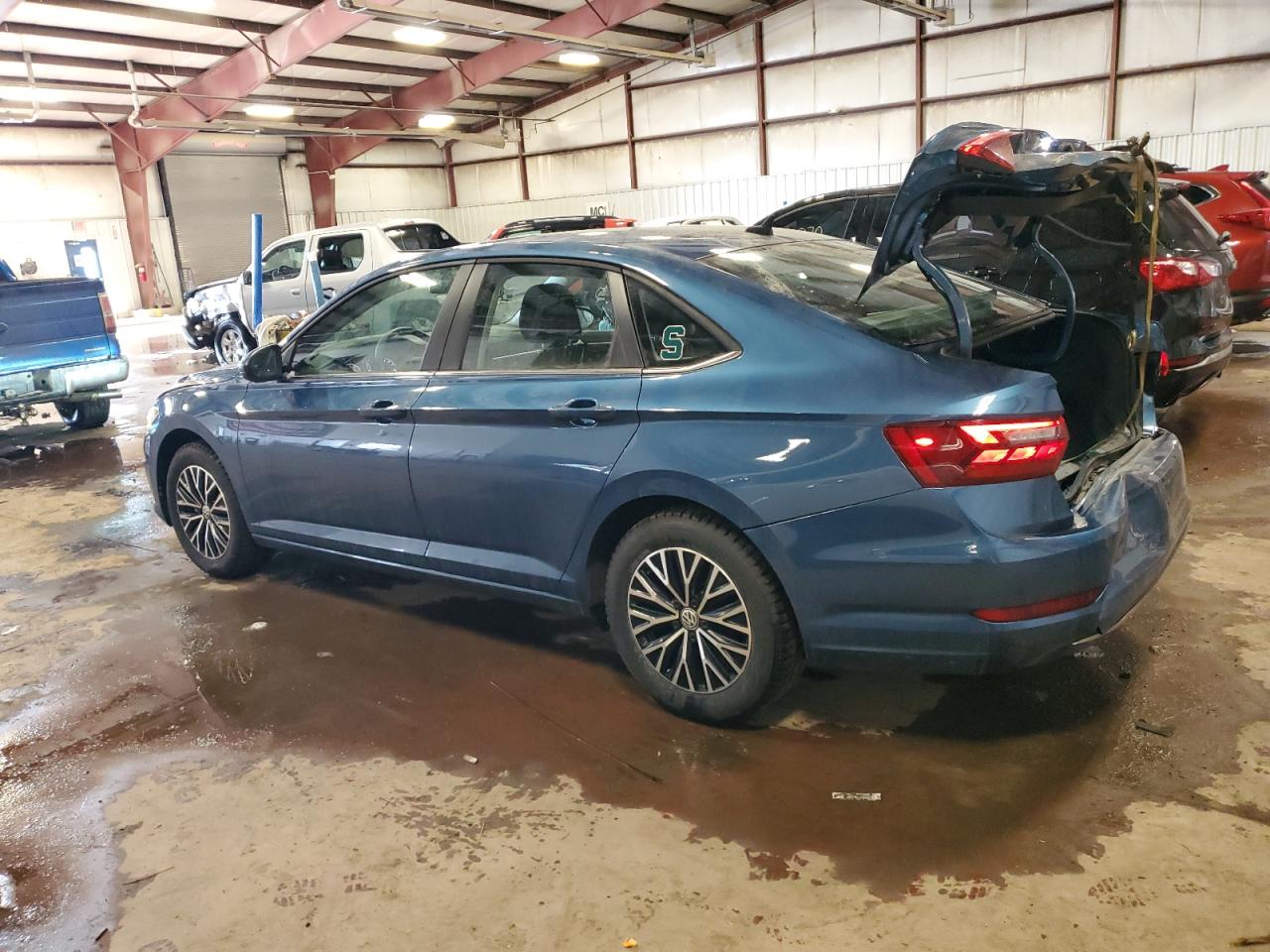 2021 Volkswagen Jetta - Image 2