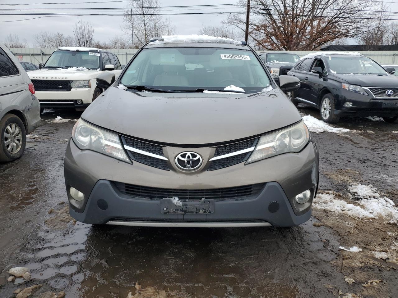 2013 Toyota RAV 4 - Image 5