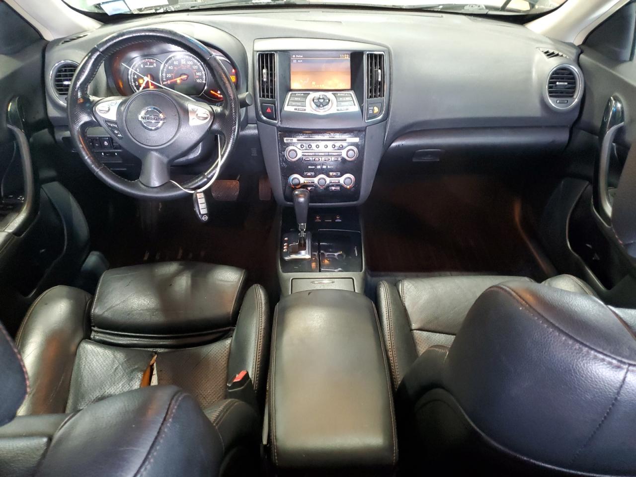 2010 Nissan Maxima - Image 8