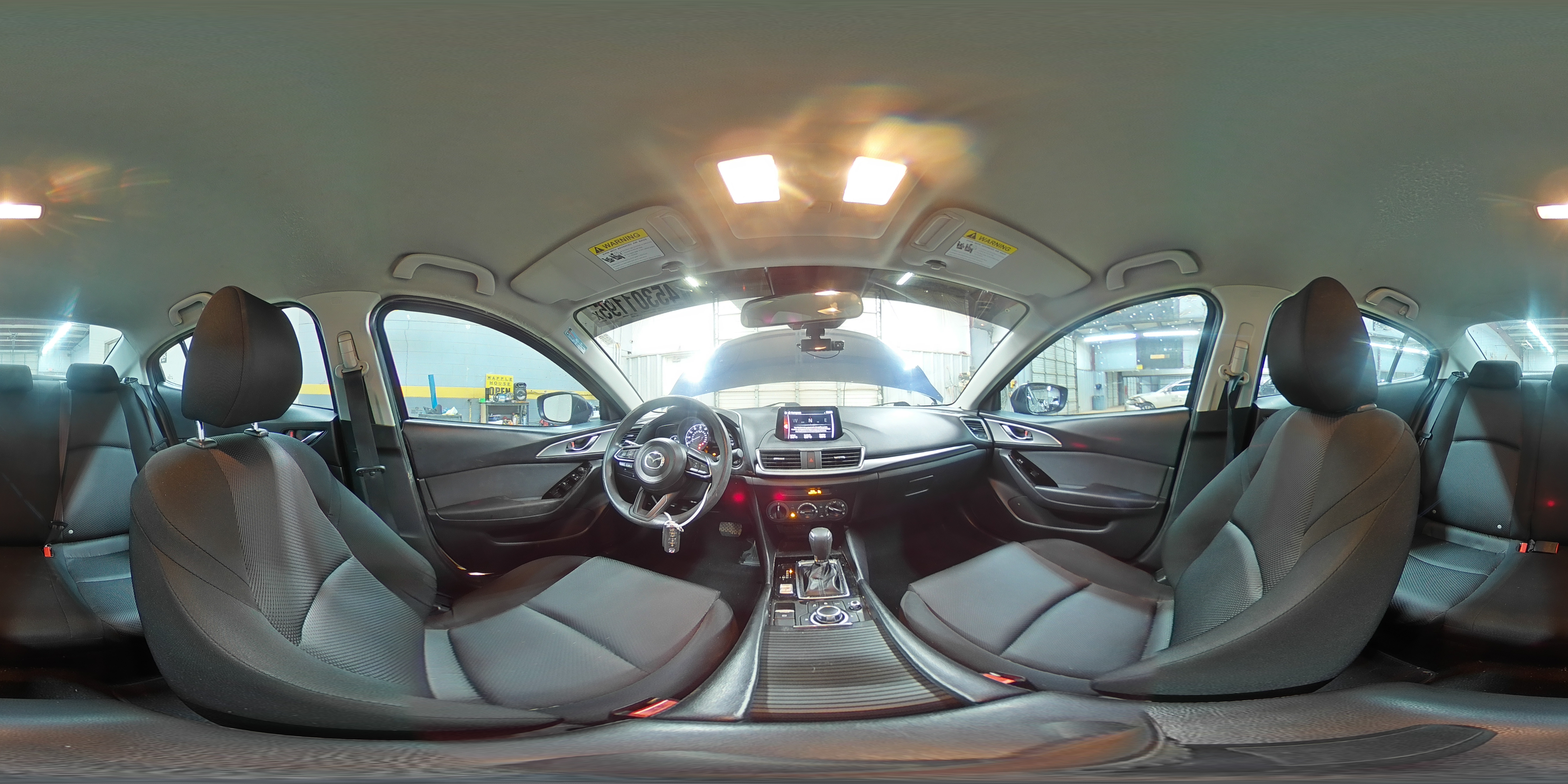 2018 Mazda 3 - Image 13