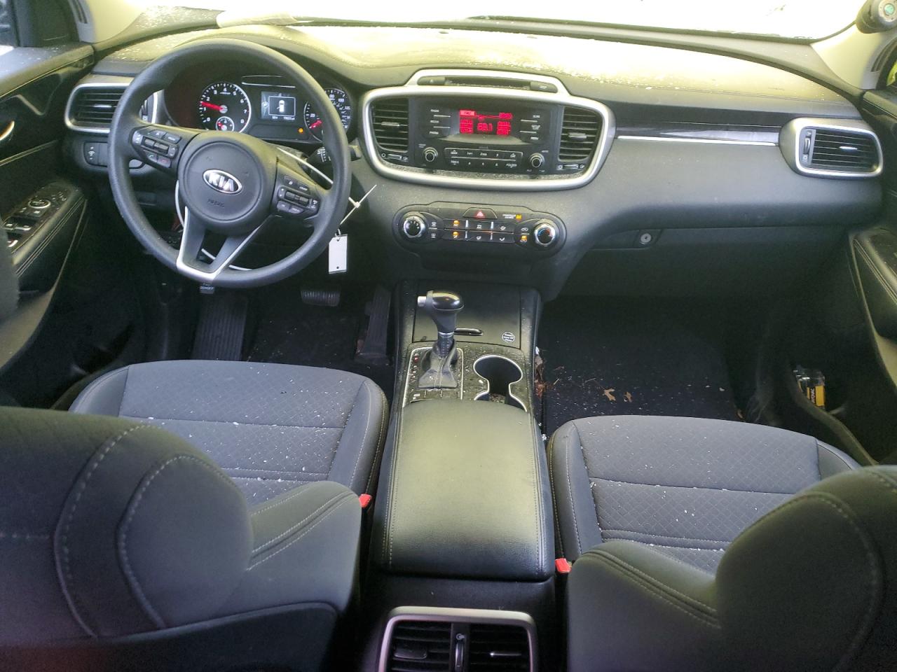 2017 Kia Sorento - Image 8