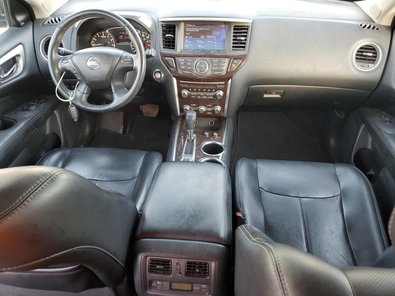 2016 Nissan Pathfinder - Image 8