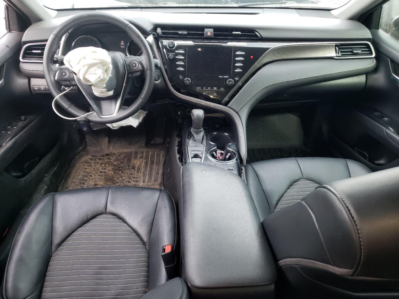 2020 Toyota Camry - Image 8
