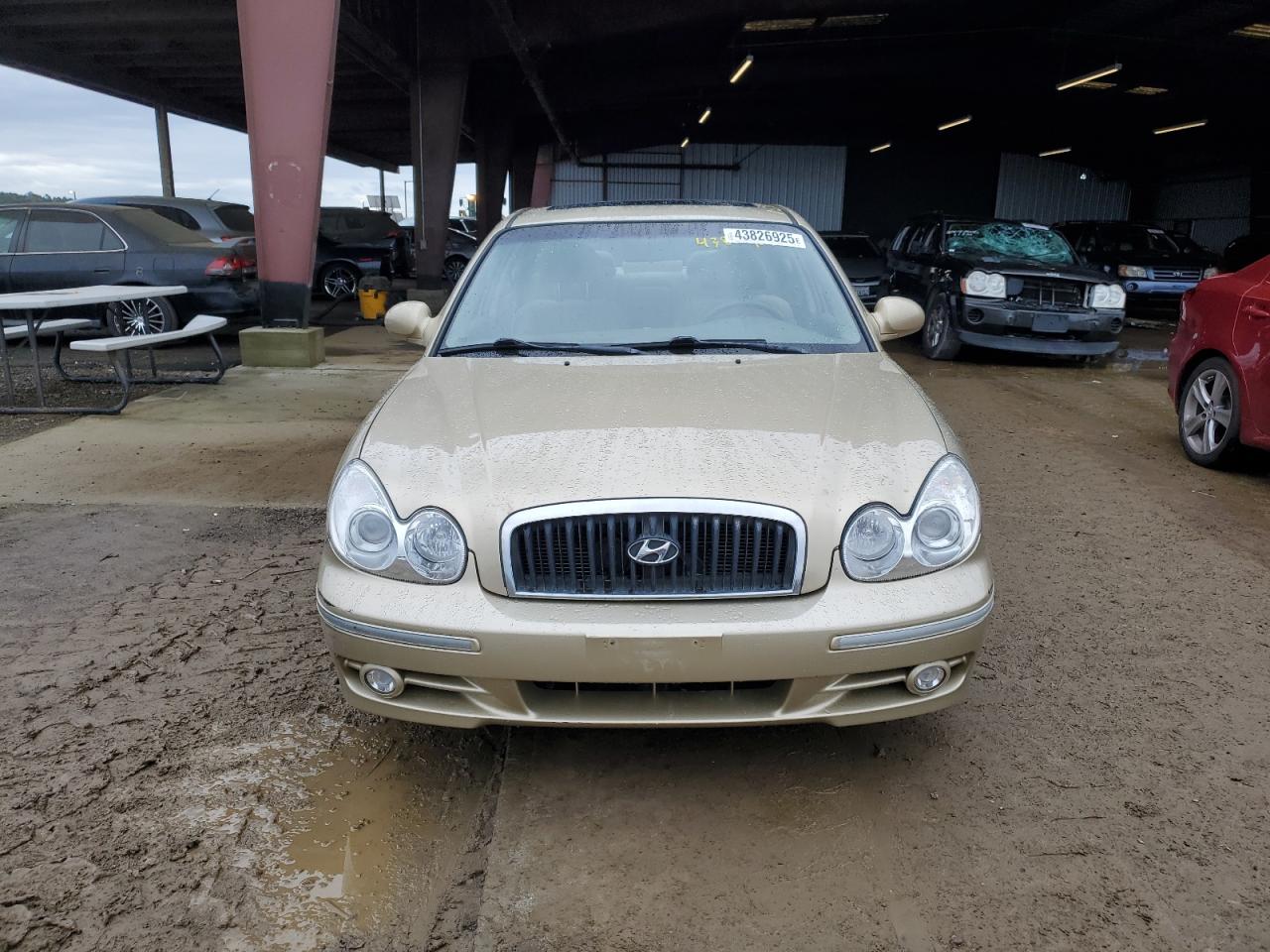 2004 Hyundai Sonata - Image 5