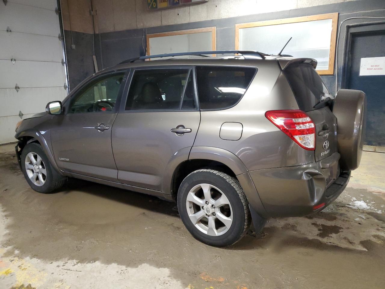 2011 Toyota RAV 4 - Image 2