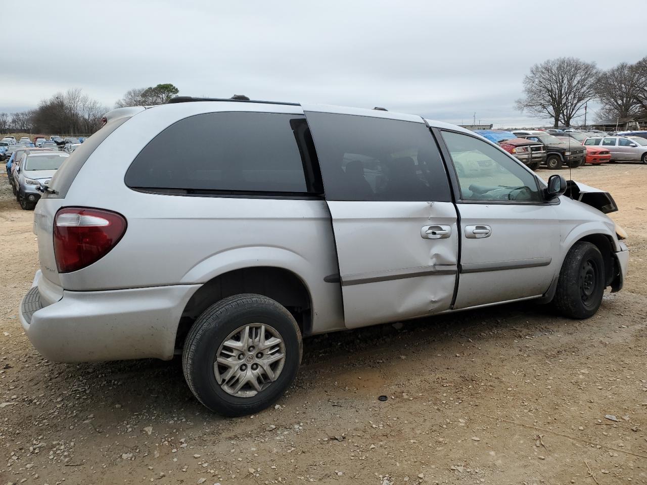 2002 Dodge Caravan - Image 3