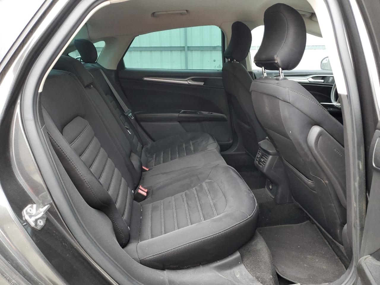 2015 Ford Fusion - Image 10
