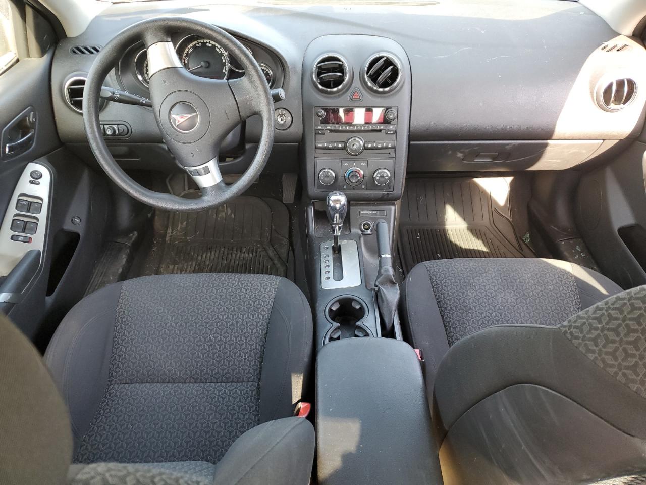 2009 Pontiac G6 - Image 8