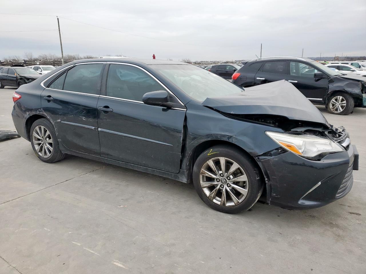 2016 Toyota Camry - Image 4