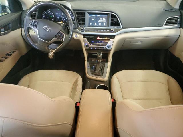  HYUNDAI ELANTRA 2017 Золотий