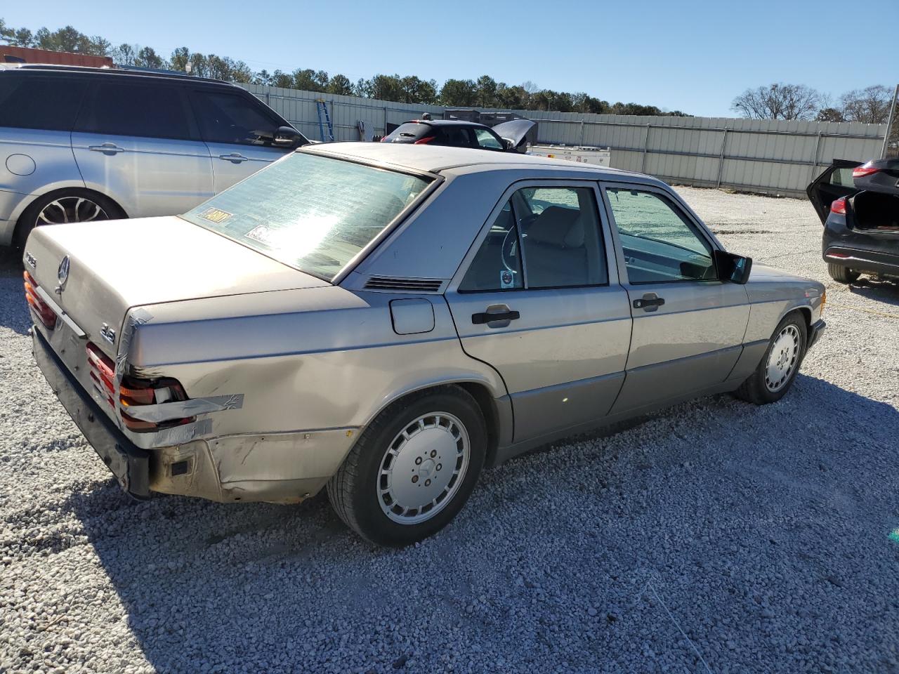 1990 Mercedes-Benz 190 (W201) - Image 3