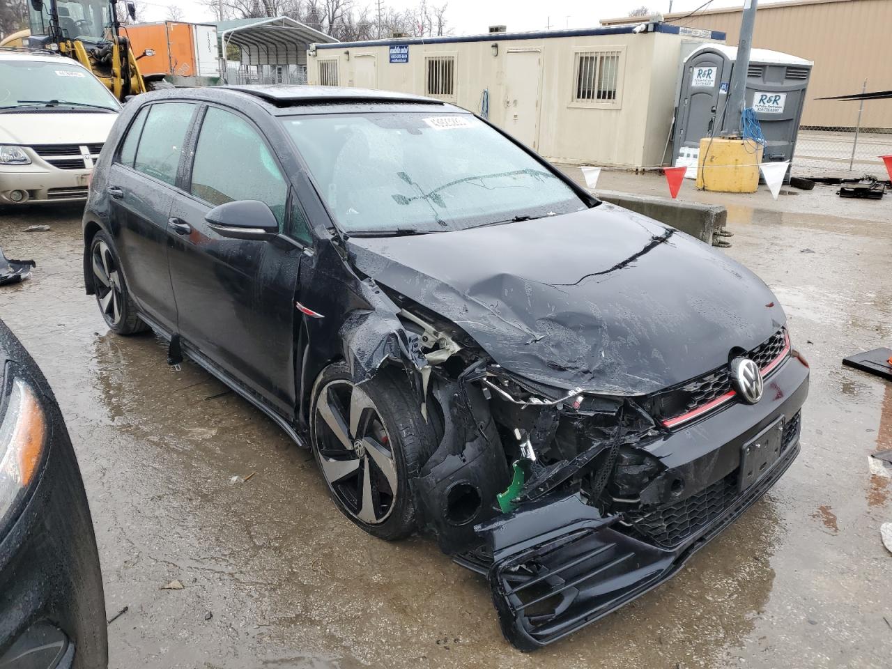 2018 Volkswagen GTI - Image 4