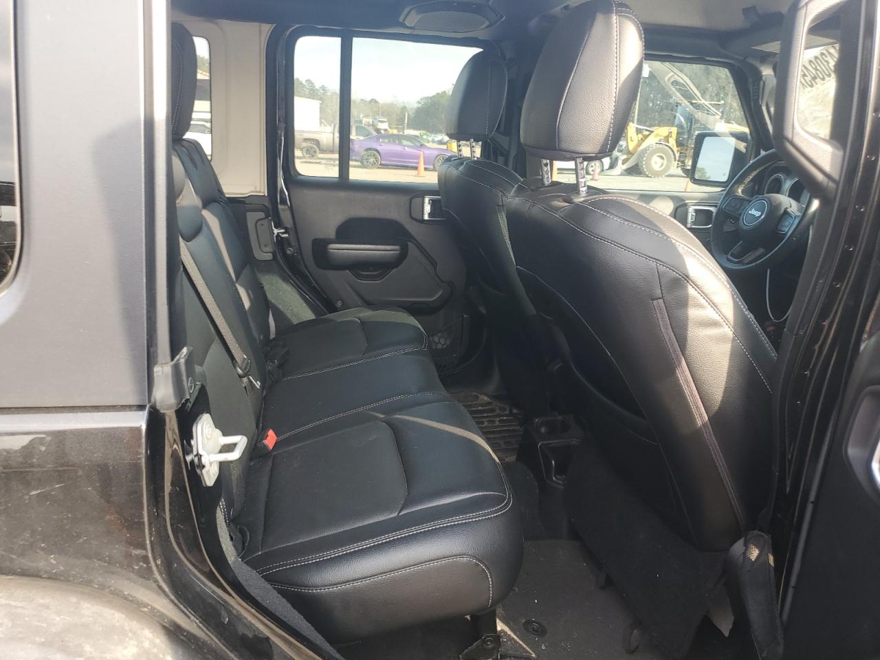 2020 Jeep Wrangler - Image 10