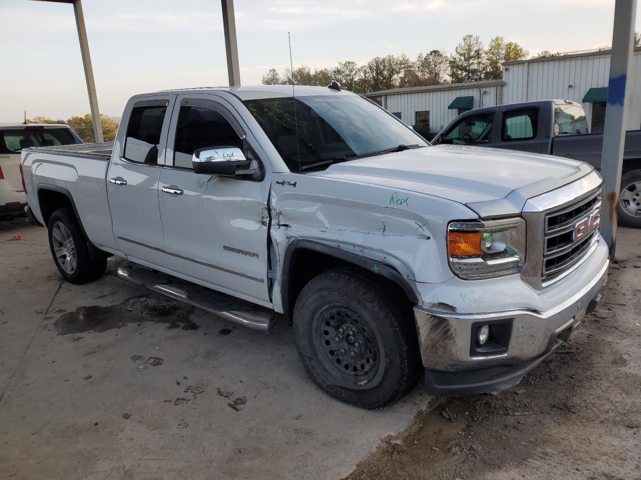 2014 GMC Sierra - Image 4