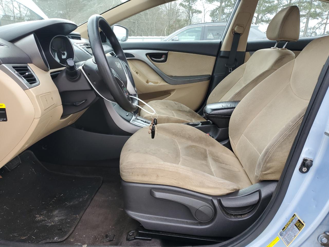 2011 Hyundai Elantra - Image 7