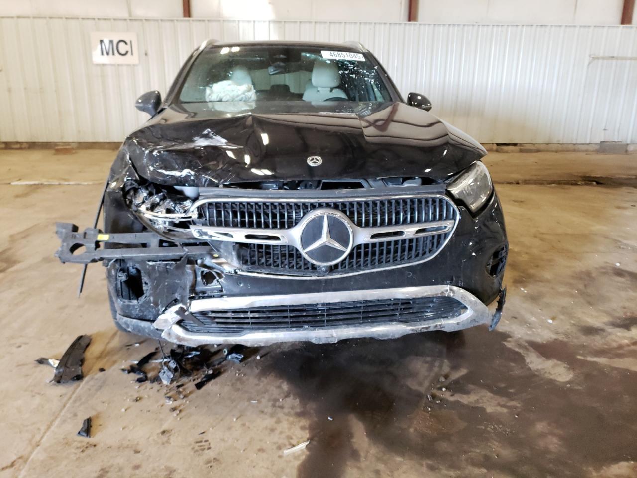 2024 Mercedes-Benz GLC - Image 5