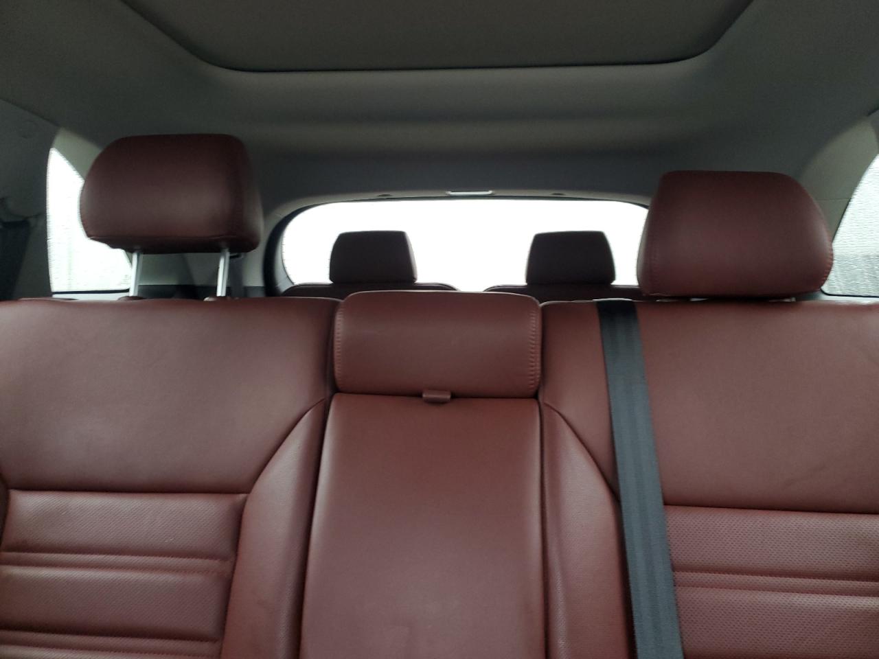 2017 Kia Sorento - Image 10