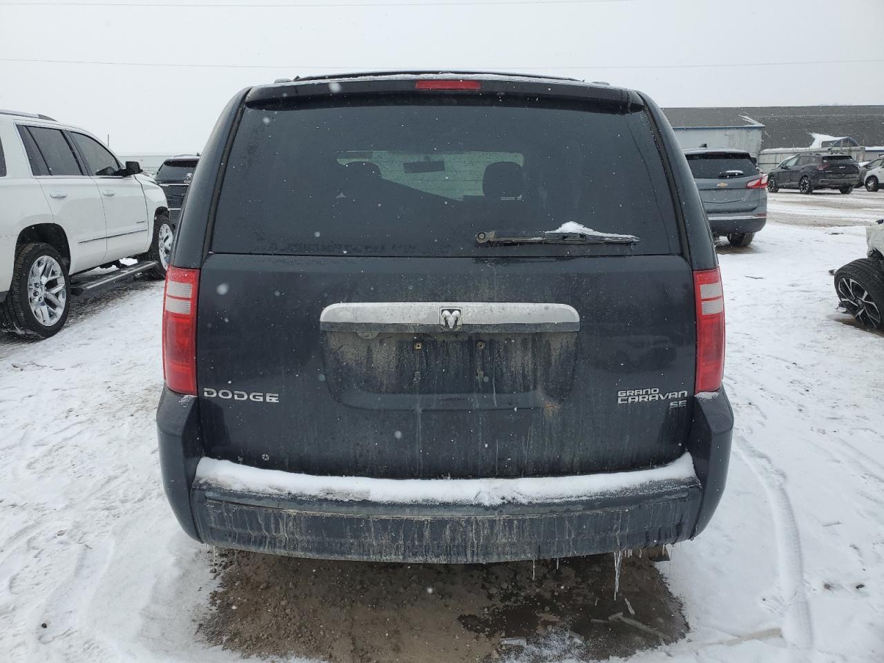 2010 Dodge Caravan - Image 6