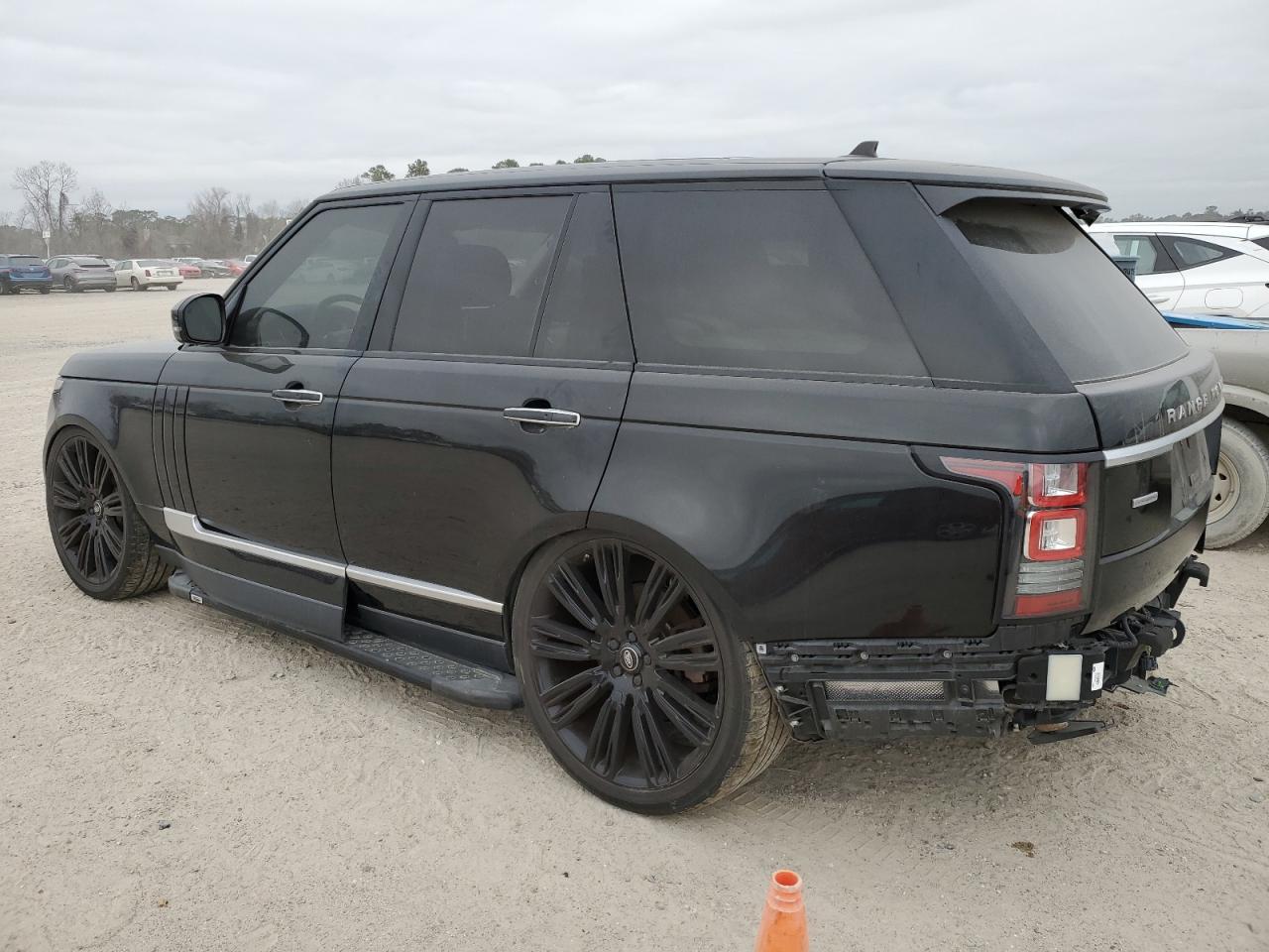 2016 Land Rover Range Rover - Image 2