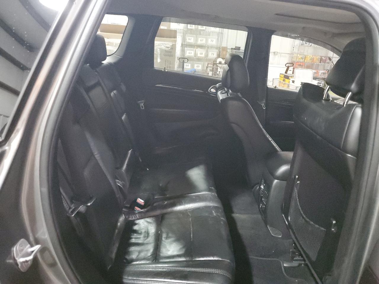 2011 Jeep Grand Cherokee - Image 11