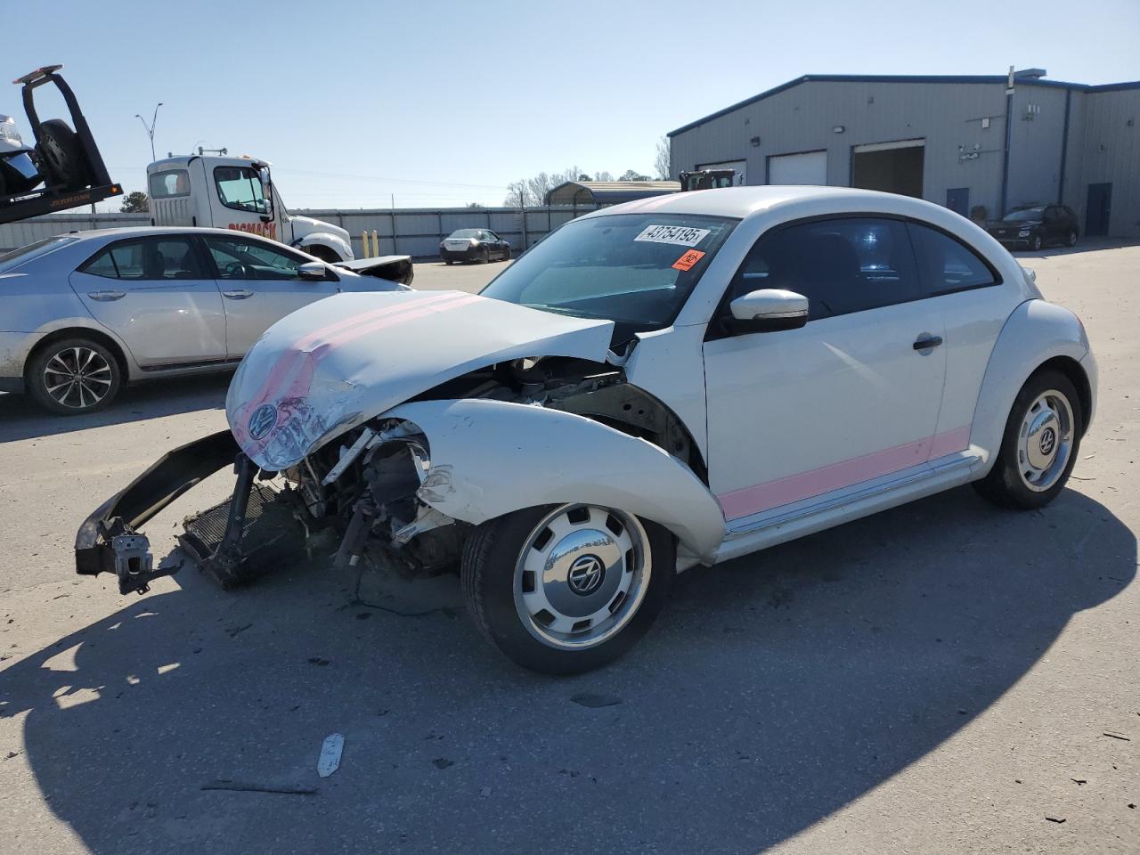 2015 Volkswagen Beetle - Image 1