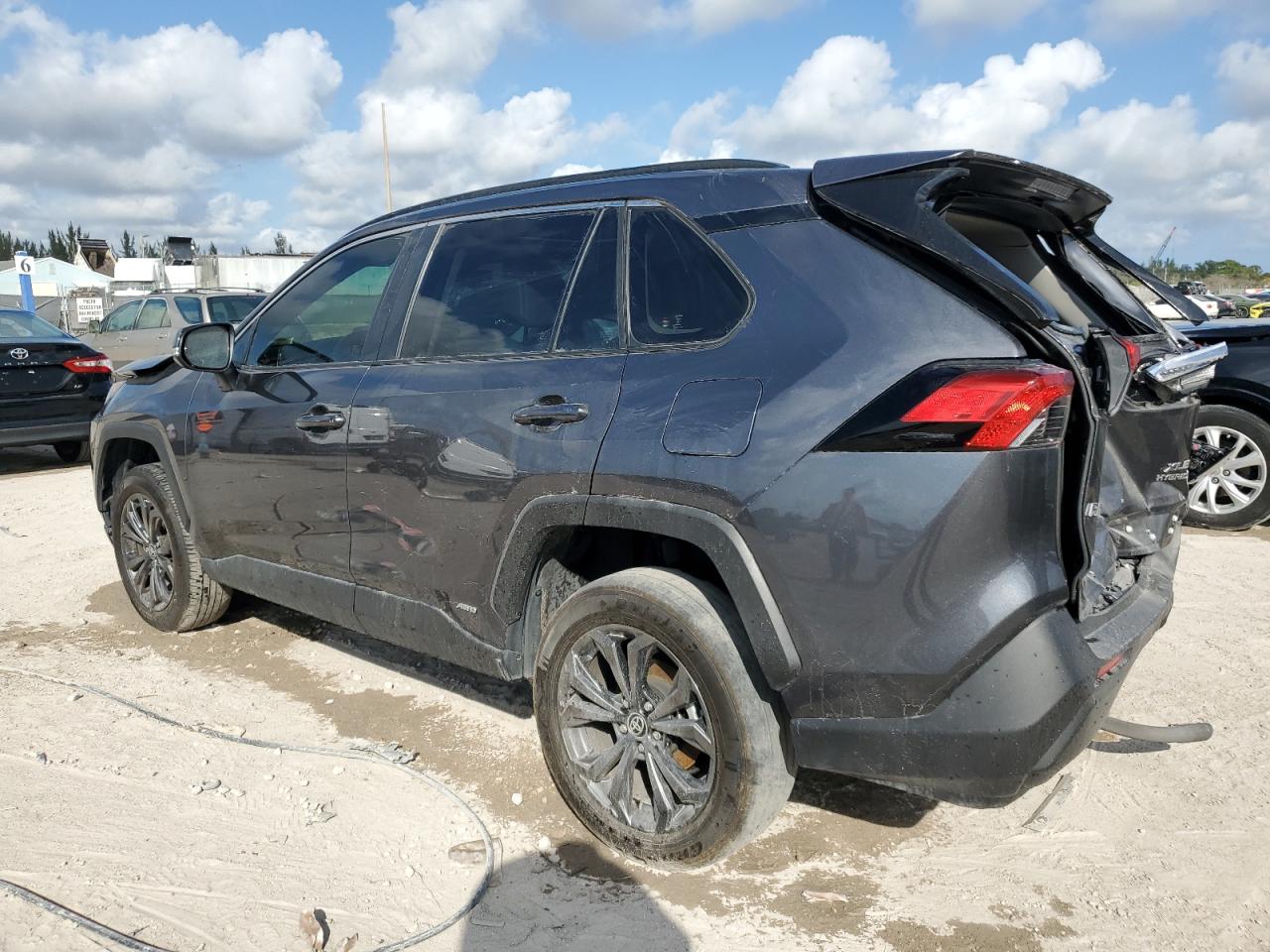 2024 Toyota RAV 4 - Image 2