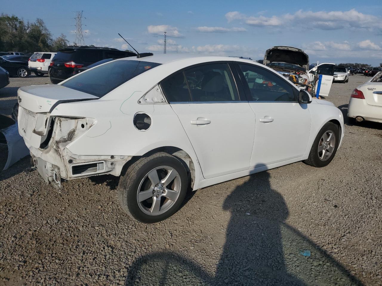 2016 Chevrolet Cruze - Image 3
