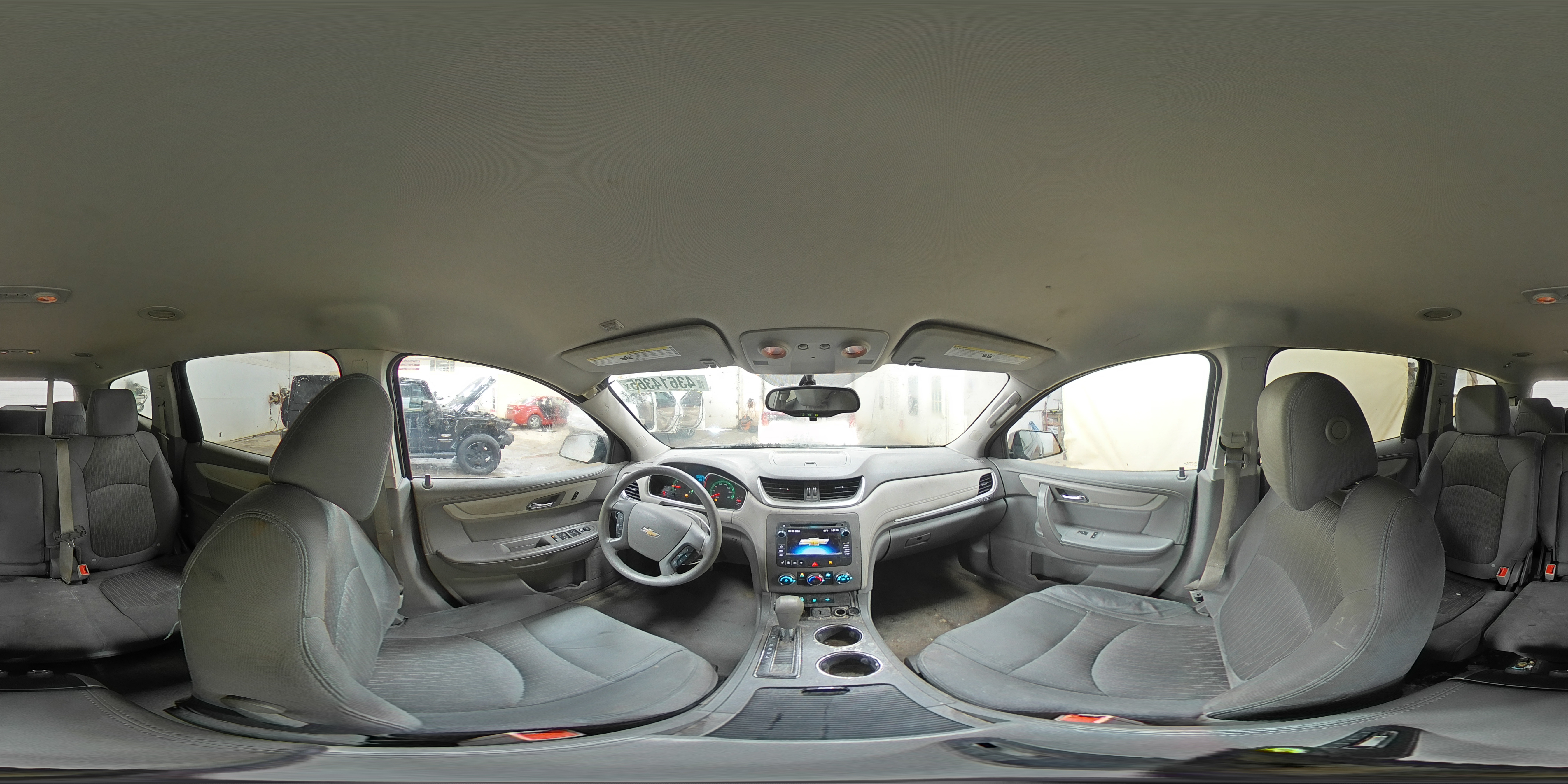 2015 Chevrolet Traverse - Image 15