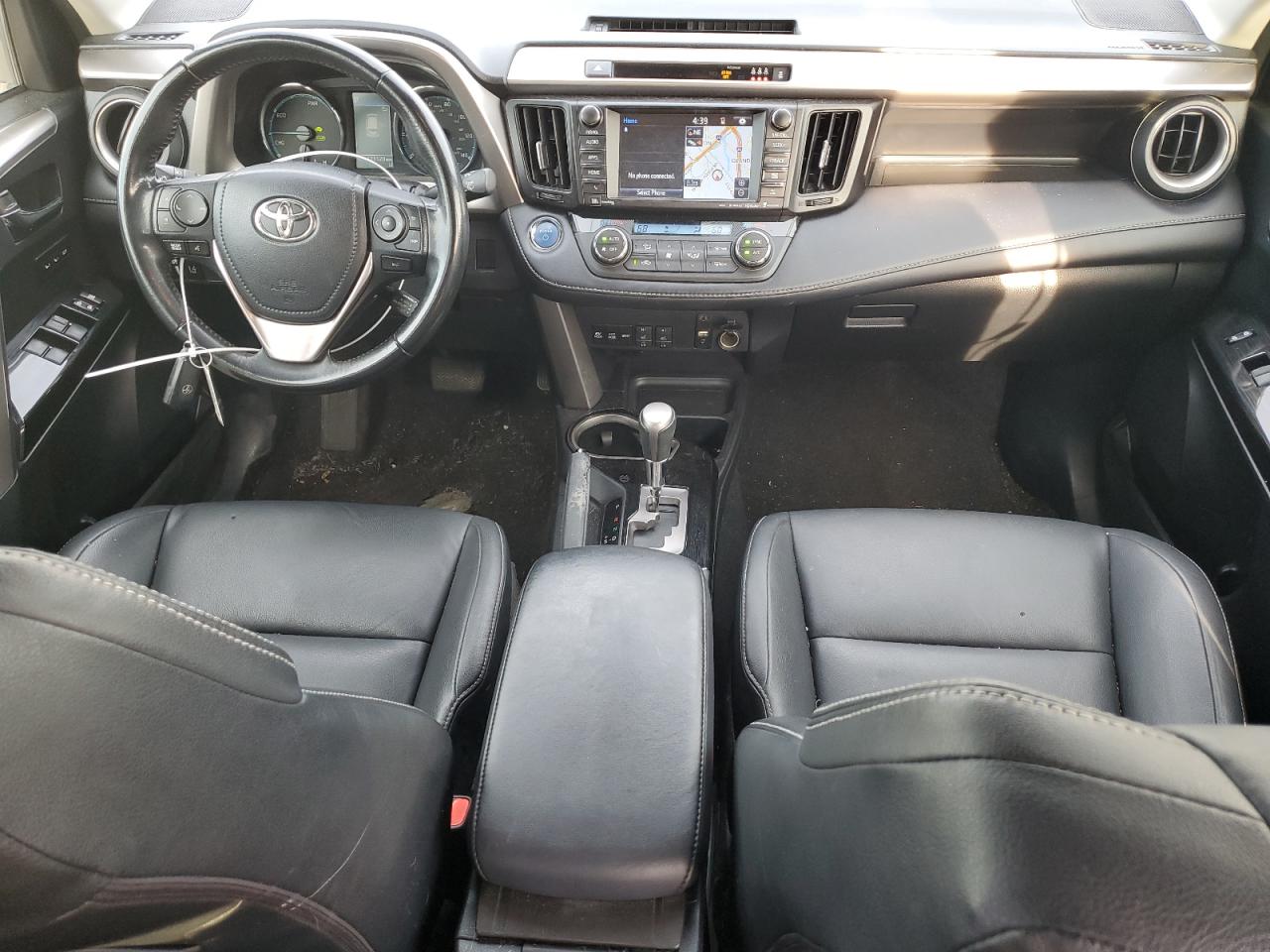2018 Toyota RAV 4 - Image 8