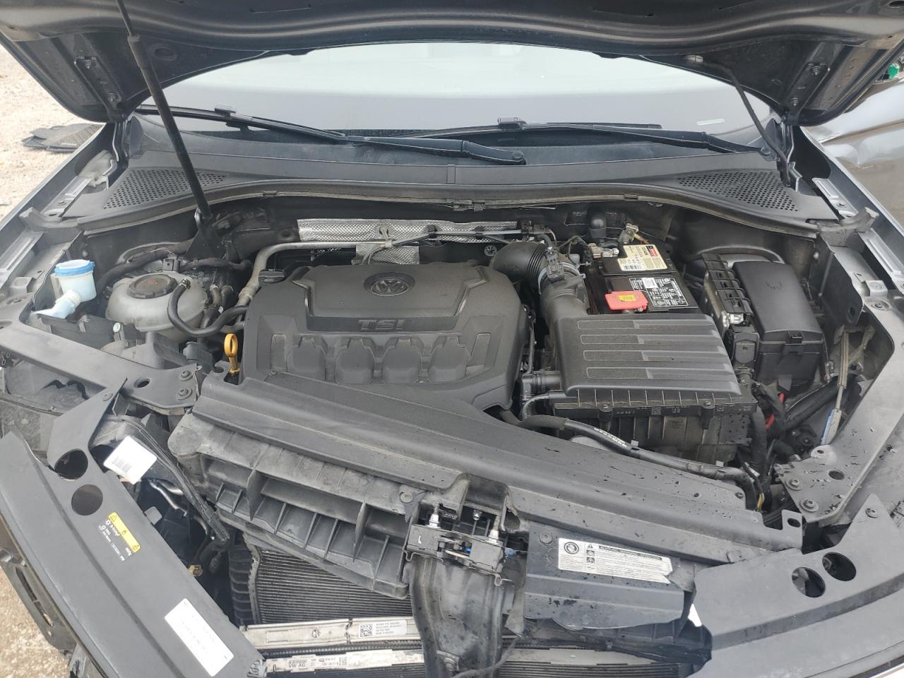 2018 Volkswagen Tiguan - Image 13