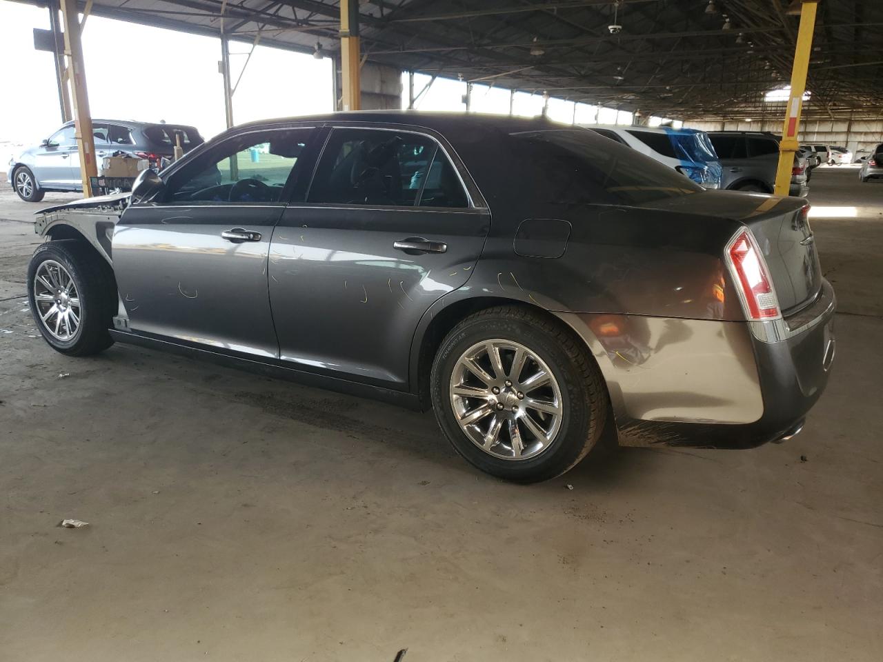 2014 Chrysler 300 - Image 2