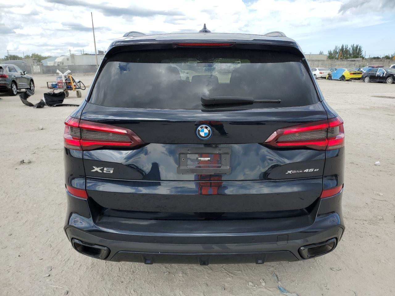 2023 BMW X5 - Image 6