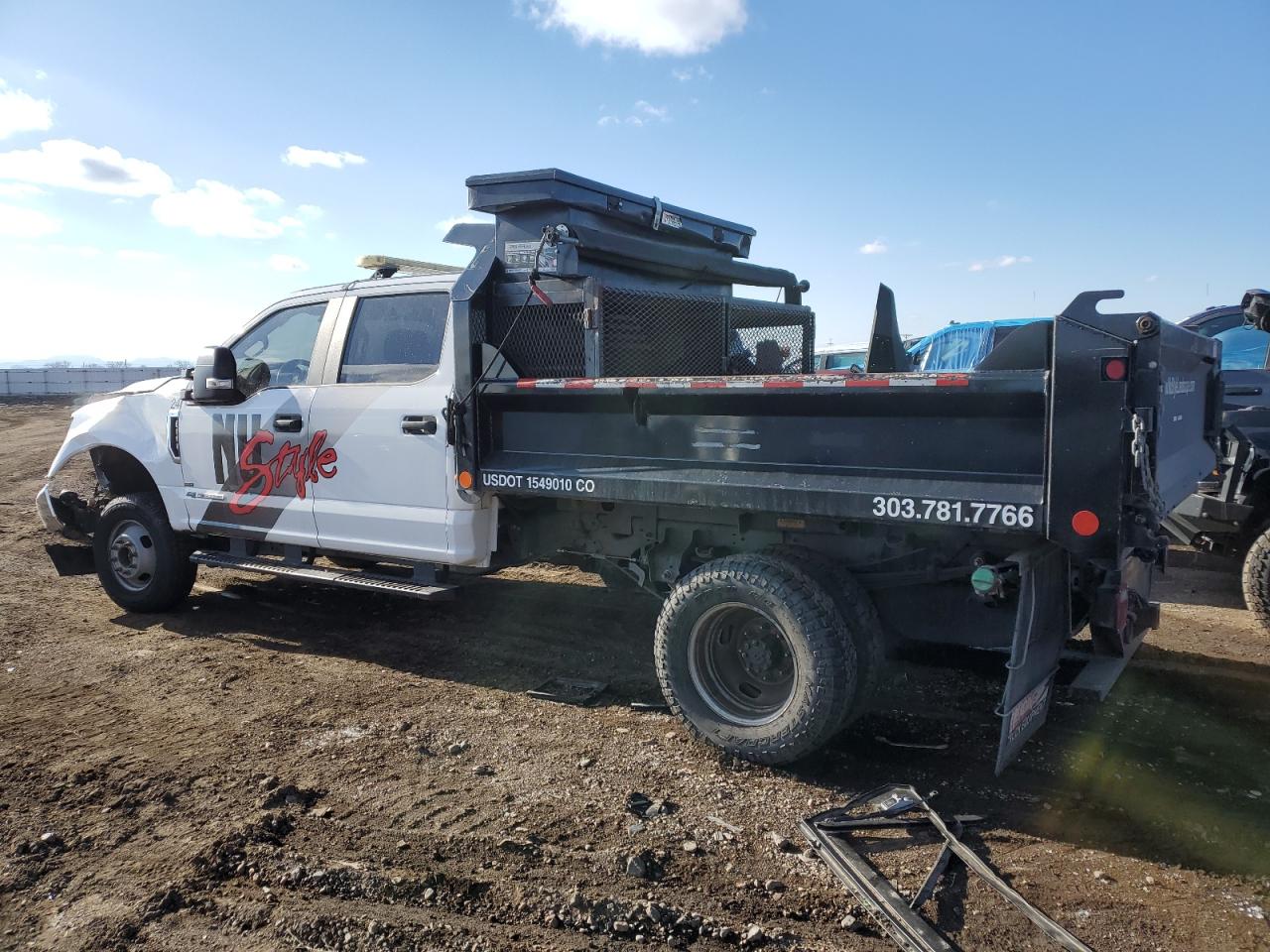 2020 Ford F350 - Image 2