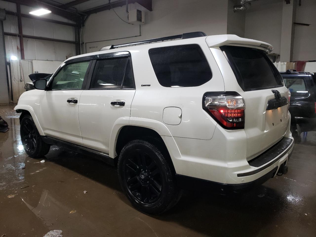 2019 Toyota 4Runner - Image 2