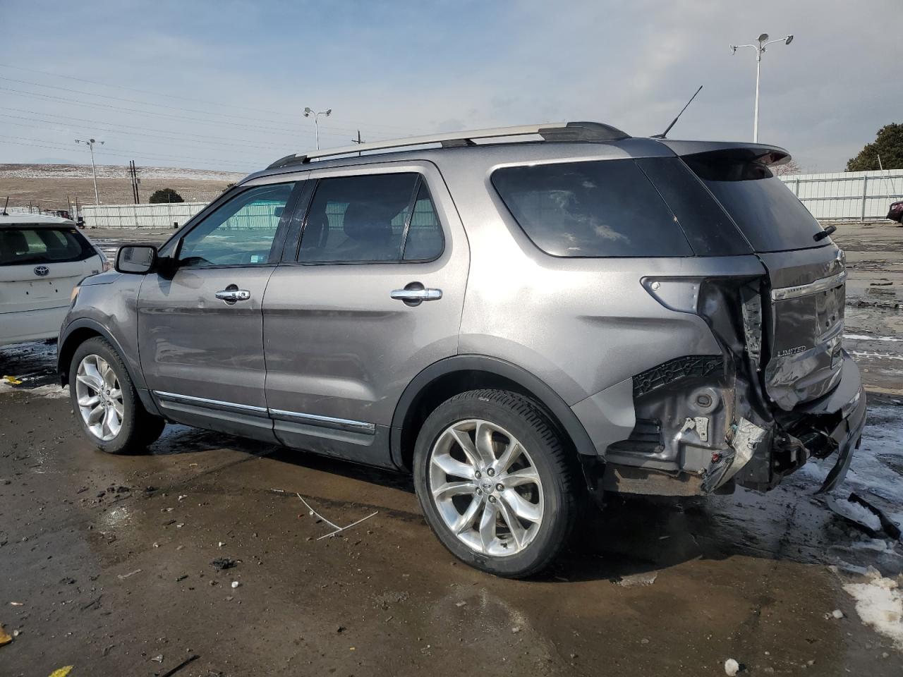 2011 Ford Explorer - Image 2