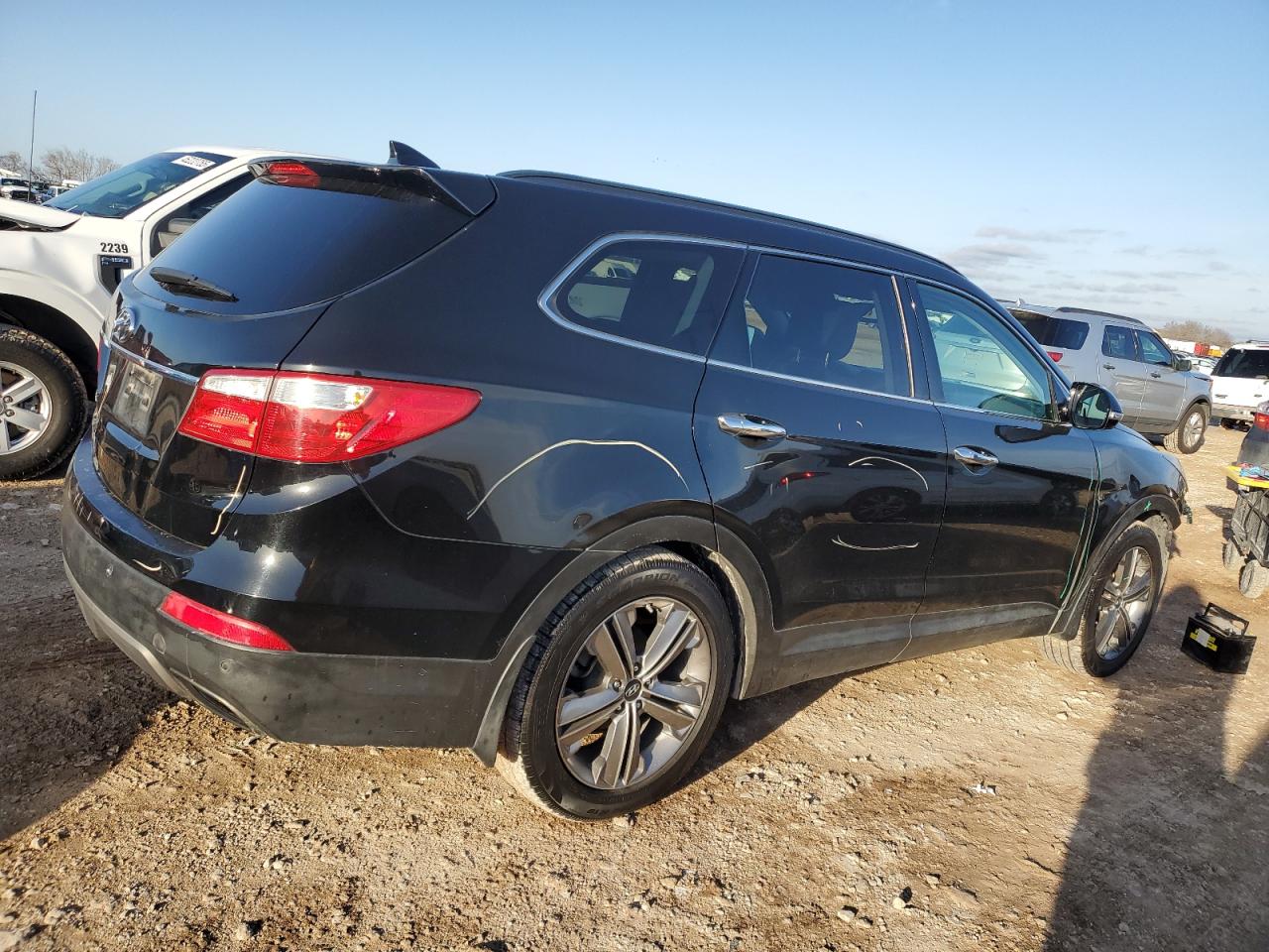 2014 Hyundai Santa Fe - Image 3