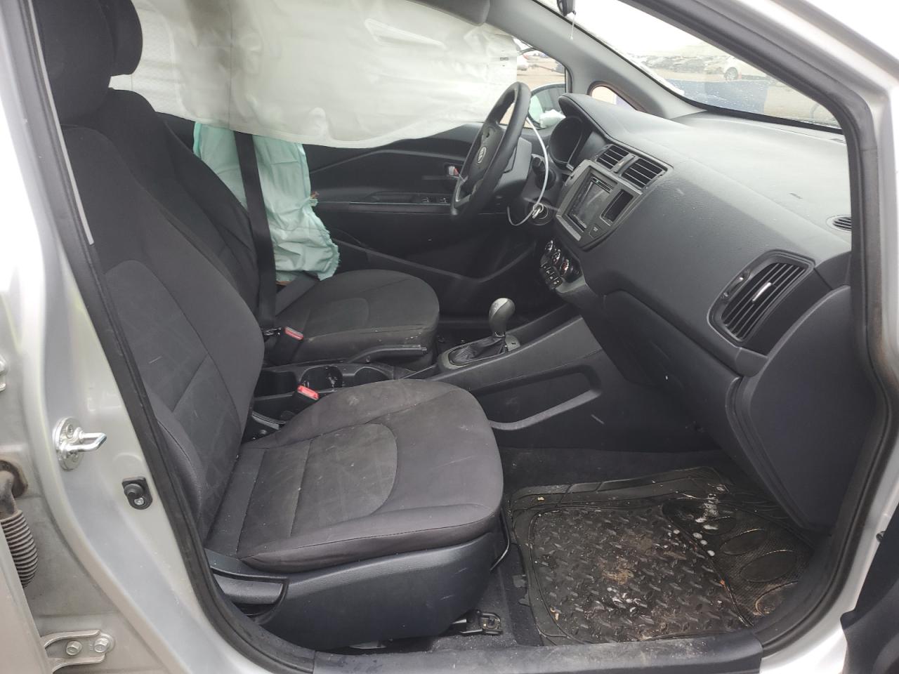 2014 Kia Rio - Image 7