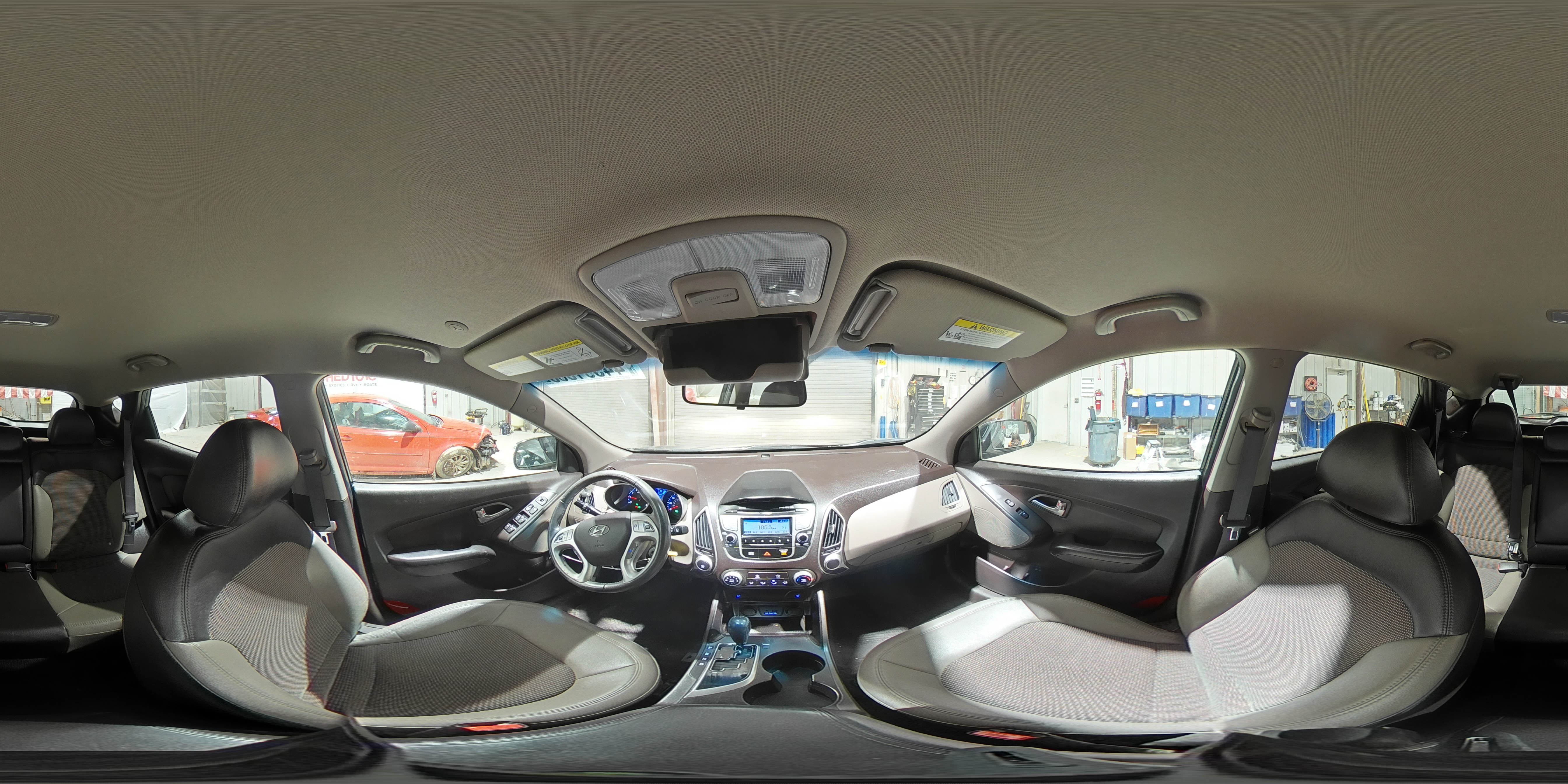 2013 Hyundai Tucson - Image 12