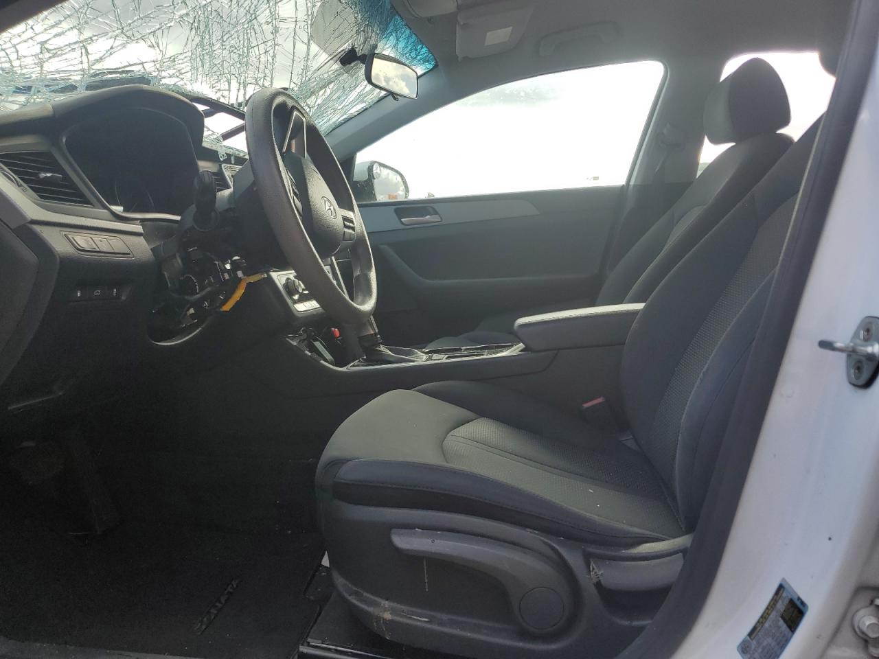 2018 Hyundai Sonata - Image 7